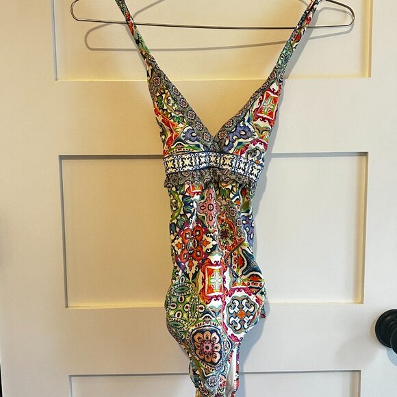 Nanette Lepore girl’s bathing suit